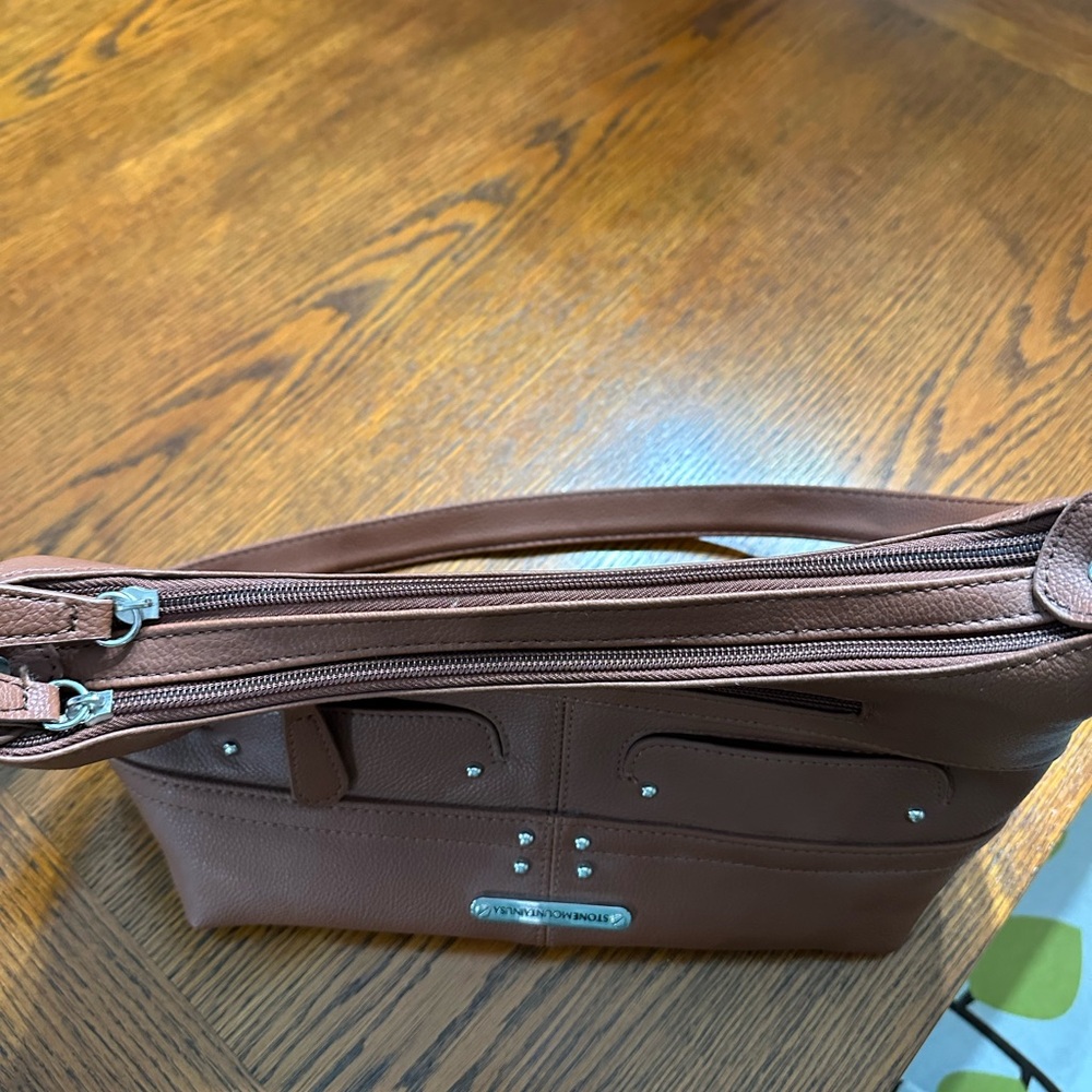 New without tags Stone Mountain Tan Leather Shoulder Bag - Picture 5 of 12